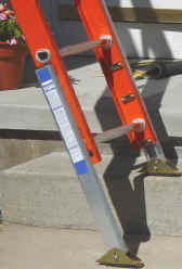 LEVEL-EZE AUTOMATIC LADDER LEVEL